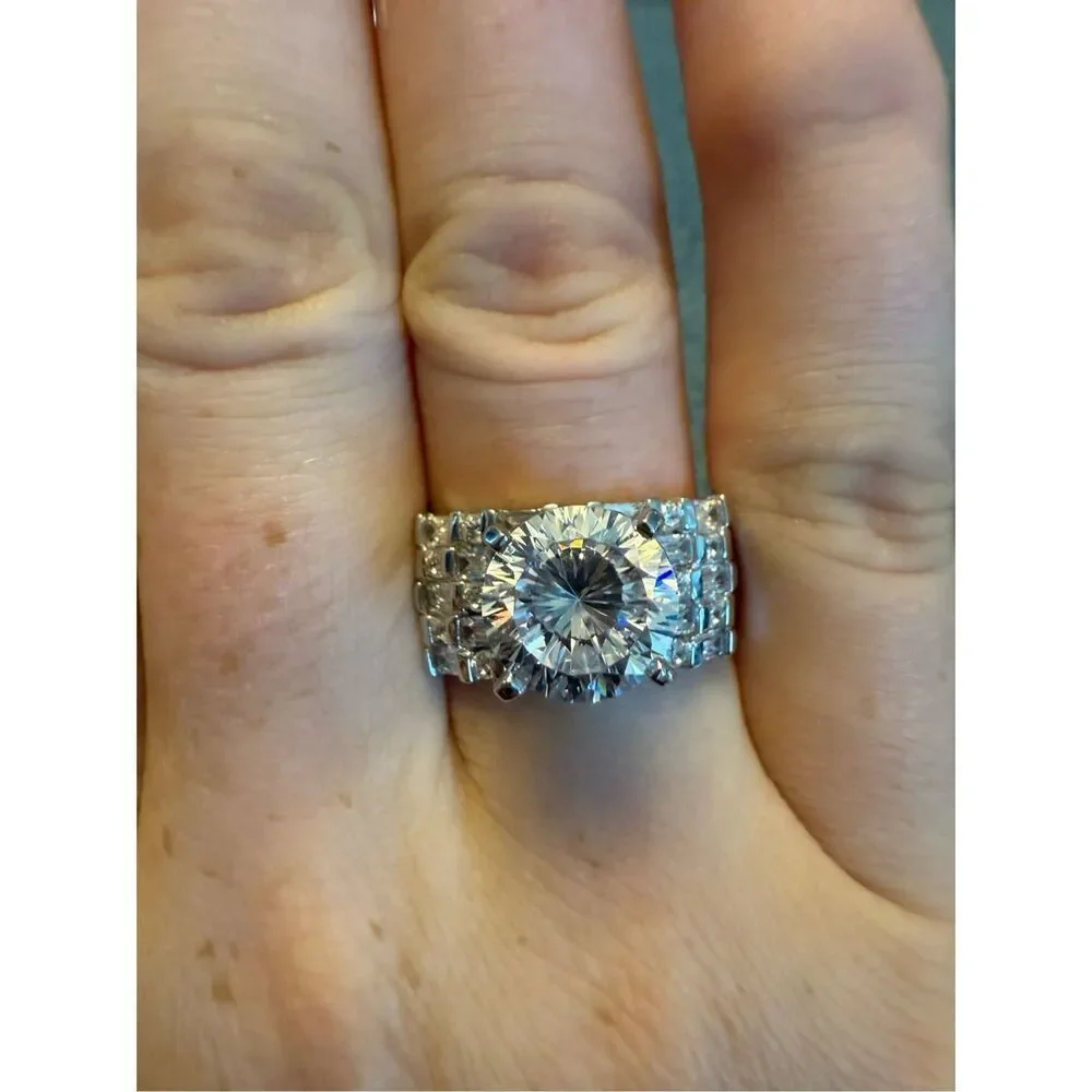 Beautiful and classic engagement or right hand ring